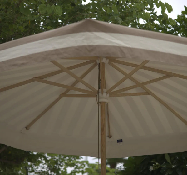 Gallery Tent 12