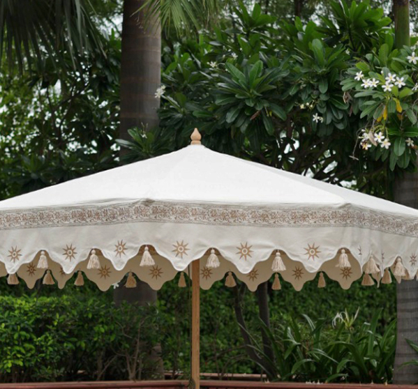 Gallery Tent 1